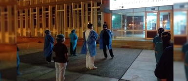 ¡Acto de fe! Personal de hospital de nuevo Chimbote reza antes de empezar sus labores ¡Acto de fe! Personal de hospital de nuevo Chimbote reza antes de empezar sus labores