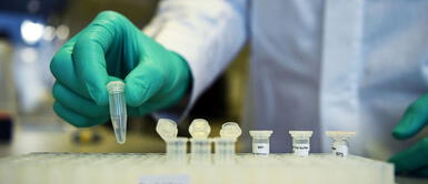 Rusia afirma que empezarán a probar vacunas contra el COVID-19 en humanos desde junio Rusia afirma que empezarán a probar vacunas contra el COVID-19 en humanos desde junio