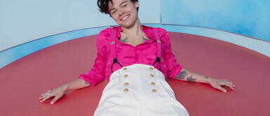 Obtén a $26 la camiseta de Harry Styles y así únete a la lucha contra el coronavirus Obtén a $26 la camiseta de Harry Styles y así únete a la lucha contra el coronavirus