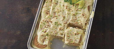 ¡Un éxito! Pastel de Helado de limón con galletas de vainilla, el favorito de TikTok ¡Un éxito! Pastel de Helado de limón con galletas de vainilla, el favorito de TikTok