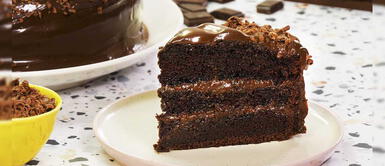 ¿La cuarentena ha despertado tu lado culinario? ¡Corona con este pastel de chocolate! ¿La cuarentena ha despertado tu lado culinario? ¡Corona con este pastel de chocolate!