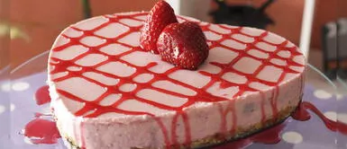 ¡Todo tu amor a través de este delicioso mousse de fresas con leche condensada! ¡Todo tu amor a través de este delicioso mousse de fresas con leche condensada!