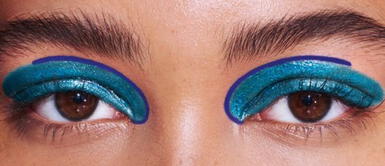 Delineado gráfico: El maquillaje en tendencia que podemos aprender en casa Delineado gráfico: El maquillaje en tendencia que podemos aprender en casa