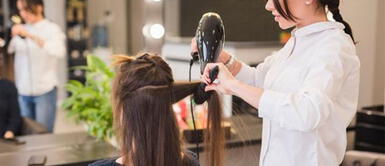 Coronavirus: Estilistas exigen ser incluidos en el plan de reinicio de actividades Coronavirus: Estilistas exigen ser incluidos en el plan de reinicio de actividades