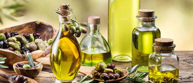 Aceite de oliva: Oro líquido para humectar, exfoliar y desmaquillar el rostro Aceite de oliva: Oro líquido para humectar, exfoliar y desmaquillar el rostro