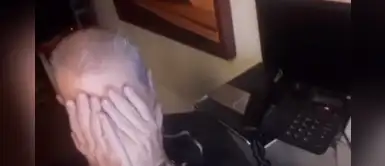 Profesor reacciona al escuchar que niño confunde "versículo" con "testículo" en clase virtual Profesor reacciona al escuchar que niño confunde "versículo" con "testículo" en clase virtual