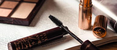 Expertos en salud opinan sobre compartir maquillaje en tiempos de Coronavirus Expertos en salud opinan sobre compartir maquillaje en tiempos de Coronavirus