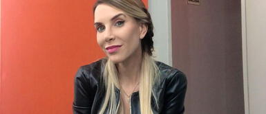 Juliana Oxenford se tiñe el cabello en casa y debuta nuevo cambio de look Juliana Oxenford se tiñe el cabello en casa y debuta nuevo cambio de look