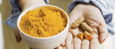 Cúrcuma y kion: Matizador de cabello natural para reemplazar el tinte Cúrcuma y kion: Matizador de cabello natural para reemplazar el tinte