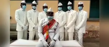 Africanos del ataúd piden que te quedes en casa con “perturbador” mensaje | VÍDEO Africanos del ataúd piden que te quedes en casa con “perturbador” mensaje | VÍDEO