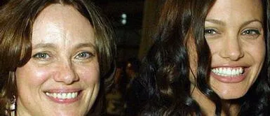 Angelina Jolie recuerda a su madre fallecida con desgarradora carta Angelina Jolie recuerda a su madre fallecida con desgarradora carta