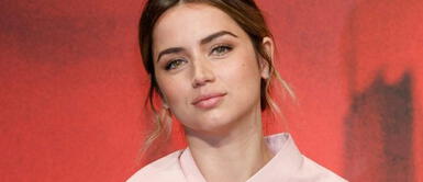Ana de Armas muestra que el calzado cómodo está en tendencia en esta temporada Ana de Armas muestra que el calzado cómodo está en tendencia en esta temporada