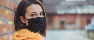 Expertos revelan secreto de maquillaje para evitar exceso de grasa al usar mascarilla Expertos revelan secreto de maquillaje para evitar exceso de grasa al usar mascarilla