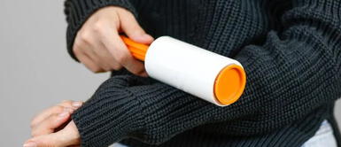 Dile adiós a la pelusa de tu ropa y mantenla radiante con estos sencillos trucos Dile adiós a la pelusa de tu ropa y mantenla radiante con estos sencillos trucos
