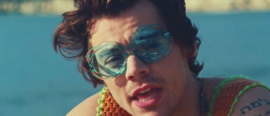 Harry Styles nos hace un deleite fashionista con sus looks en Watermelon Sugar Harry Styles nos hace un deleite fashionista con sus looks en Watermelon Sugar