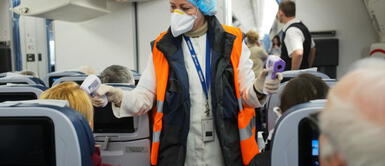 Consejos del Dr. Gupta para no contagiarnos de covid-19 antes y durante un vuelo Consejos del Dr. Gupta para no contagiarnos de covid-19 antes y durante un vuelo