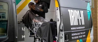 Peluquería 'sobre ruedas' revoluciona negocio de los salones de belleza Peluquería 'sobre ruedas' revoluciona negocio de los salones de belleza