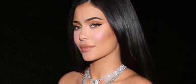 ¡Revive! Kylie Jenner trae de vuelta los crop tops de cuero con este imponente look ¡Revive! Kylie Jenner trae de vuelta los crop tops de cuero con este imponente look