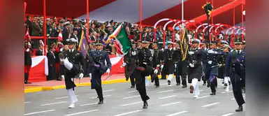 Perú se queda sin desfile patrio y 'mes morado' por pandemia de coronavirus Perú se queda sin desfile patrio y 'mes morado' por pandemia de coronavirus