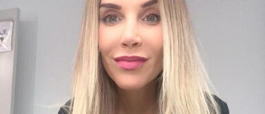 Juliana Oxenford impacta con intempestivo corte de pelo durante su programa Juliana Oxenford impacta con intempestivo corte de pelo durante su programa