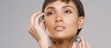 Cubo de hielo: Tu mejor aliado antigrasa cada vez que te pongas la mascarilla Cubo de hielo: Tu mejor aliado antigrasa cada vez que te pongas la mascarilla