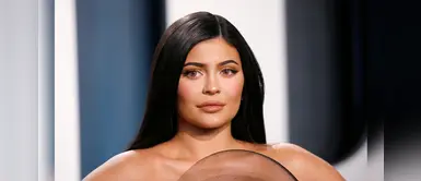 Forbes quita título de "billonaria" a Kylie Jenner por sus "mentiras" Forbes quita título de "billonaria" a Kylie Jenner por sus "mentiras"
