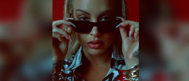 Leslie Shaw y el majestuoso outfit con el que triunfa alrededor del mundo Leslie Shaw y el majestuoso outfit con el que triunfa alrededor del mundo