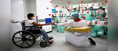 Mujer vence la COVID-19 y novio la sorprende con propuesta de matrimonio en hospital Mujer vence la COVID-19 y novio la sorprende con propuesta de matrimonio en hospital