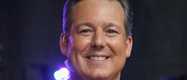 Fox News despidió a presentador tras ser acusado de "mala conducta sexual" Fox News despidió a presentador tras ser acusado de "mala conducta sexual"