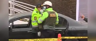 Hombre muere al interior de un auto en la puerta de la clínica Internacional Hombre muere al interior de un auto en la puerta de la clínica Internacional