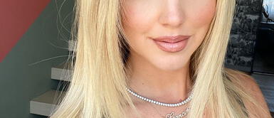 Chiara Ferragni hace homenaje a JLo con vestido Versace para este picante look Chiara Ferragni hace homenaje a JLo con vestido Versace para este picante look