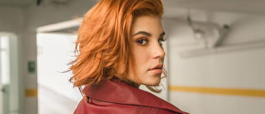 Macarena Vélez cautiva con el abrigo de peluche ideal para el crudo invierno Macarena Vélez cautiva con el abrigo de peluche ideal para el crudo invierno