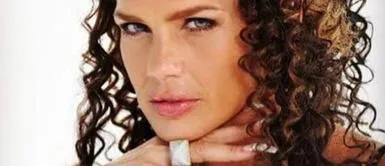 Niurka Marcos causa revuelo tras imitar a fallecido Walter Mercado | VIDEO Niurka Marcos causa revuelo tras imitar a fallecido Walter Mercado | VIDEO