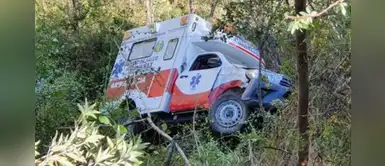 Cusco: Paciente con COVID-19 muere tras despiste de ambulancia que lo trasladaba Cusco: Paciente con COVID-19 muere tras despiste de ambulancia que lo trasladaba