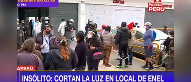 Cortan la luz en local de Enel cuando atendía a clientes en San Juan de Lurigancho Cortan la luz en local de Enel cuando atendía a clientes en San Juan de Lurigancho