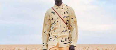 Jacquemus explora nuevas fronteras y presenta su pasarela entre trigales Jacquemus explora nuevas fronteras y presenta su pasarela entre trigales