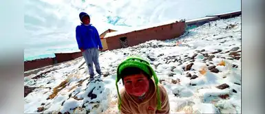 Niños y ancianos de bajos recursos recibieron más de 10,000 kits de abrigo para el friaje Niños y ancianos de bajos recursos recibieron más de 10,000 kits de abrigo para el friaje