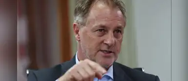 Jorge Muñoz luego de ser citado por el Congreso: "Hay que estar abiertos a asumir responsabilidades" Jorge Muñoz luego de ser citado por el Congreso: "Hay que estar abiertos a asumir responsabilidades"