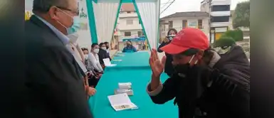 Cajamarca: Mujer humilde fue la primera en hacer su donativo para planta de oxígeno Cajamarca: Mujer humilde fue la primera en hacer su donativo para planta de oxígeno