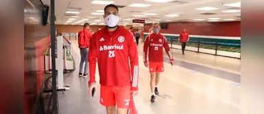 Paolo Guerrero fue operado con éxito de la rodilla tras sufrir lesión en Brasil Paolo Guerrero fue operado con éxito de la rodilla tras sufrir lesión en Brasil