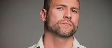 El Señor de los Cielos: Rafael Amaya protagoniza divertido TikTok para una fan El Señor de los Cielos: Rafael Amaya protagoniza divertido TikTok para una fan