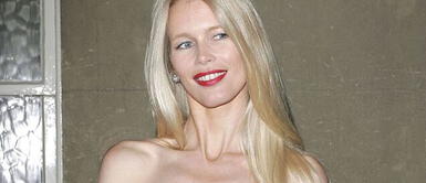 Claudia Schiffer, la icónica top llegó a los 50 y recordamos sus inicios Claudia Schiffer, la icónica top llegó a los 50 y recordamos sus inicios