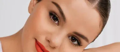 Selena Gomez debuta como empresaria con el lanzamiento de Rare Beauty Selena Gomez debuta como empresaria con el lanzamiento de Rare Beauty