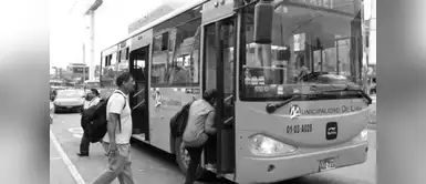 Metropolitano informa que 21 rutas alimentadoras dejaron de operar Metropolitano informa que 21 rutas alimentadoras dejaron de operar