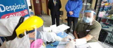 Se realizó descarte gratuito de COVID-19 y vacunación contra influenza a adultos mayores Se realizó descarte gratuito de COVID-19 y vacunación contra influenza a adultos mayores