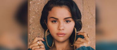 Selena Gomez luce como una Frida Khalo moderna con vestido de cuero y corona de flores Selena Gomez luce como una Frida Khalo moderna con vestido de cuero y corona de flores