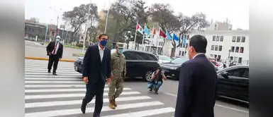 Vacancia: Martín Vizcarra asiste al Congreso acompañado por miembros de su Gabinete Vacancia: Martín Vizcarra asiste al Congreso acompañado por miembros de su Gabinete