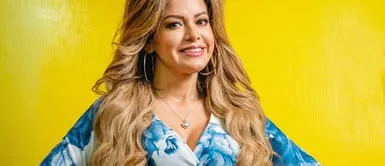 Flor Polo derrocha estilo con un vestido negro con guiño asimétrico Flor Polo derrocha estilo con un vestido negro con guiño asimétrico