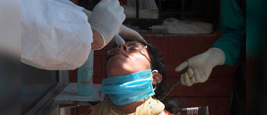 Mujer sufrió la "perforación" de su cerebro al hacerse un hisopado Mujer sufrió la "perforación" de su cerebro al hacerse un hisopado