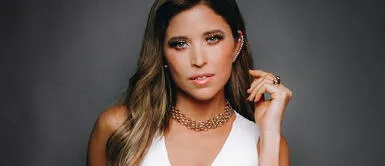 Anna Carina estrena videoclip ‘Dame tu cariño’ tras vencer a la COVID-19 Anna Carina estrena videoclip ‘Dame tu cariño’ tras vencer a la COVID-19